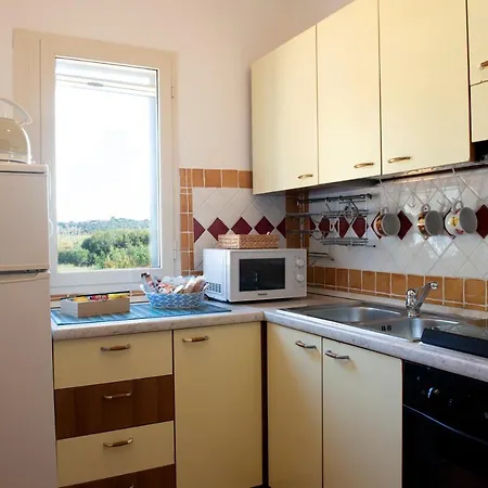 Casa Vacanze I Delfini בית נופש קאלה ליברוטו