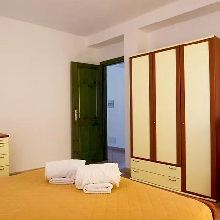 בית נופש Casa Vacanze I Delfini *